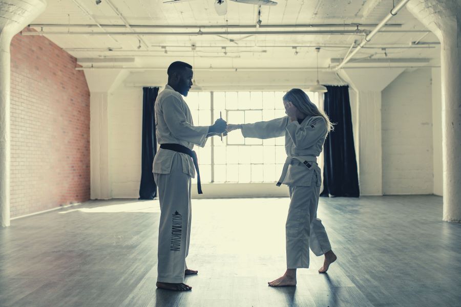 4 Ways That Karate Can Help You Lose Weight – Sports Centaur