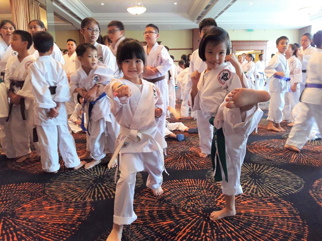 250 take part in Penang karate training camp | Buletin Mutiara