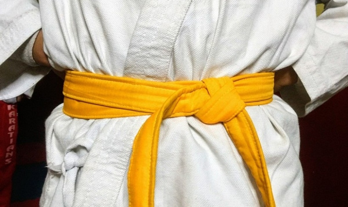 Yellow Belt in Karate Meaning | जानिए कराटे में पिली बेल्ट का मतलब